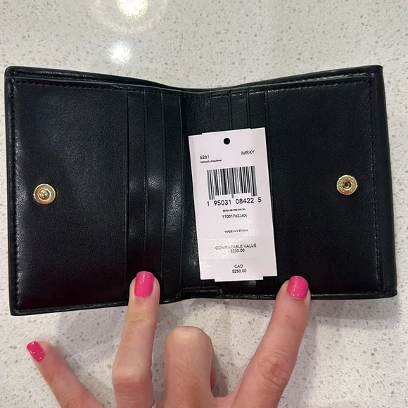 Coach Georgie Handbag and matching wallet!! - Picture 13 of 15